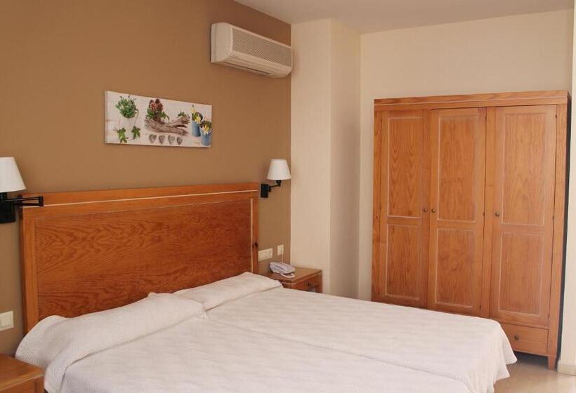 带露台两卧公寓, Aparthotel Bahia Pinosol