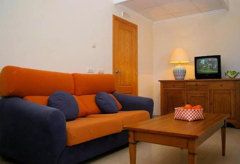 آپارتمان 2 خوابه با تراس, Aparthotel Bahia Pinosol