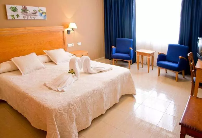 آپارتمان 2 خوابه با تراس, Aparthotel Bahia Pinosol