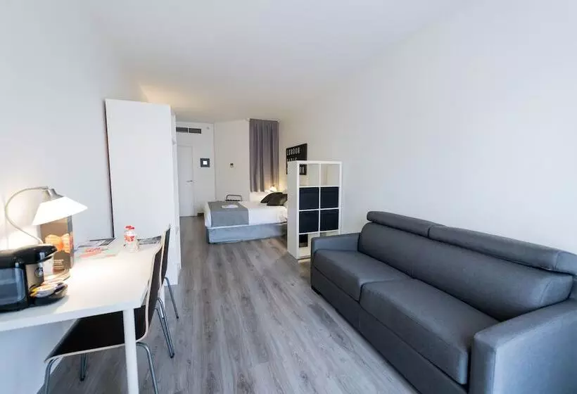 اتاق استاندارد سه نفره, Aparthotel Atenea Calabria