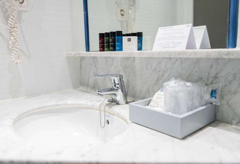 اتاق استاندارد چهار تخته, Aparthotel Atenea Calabria