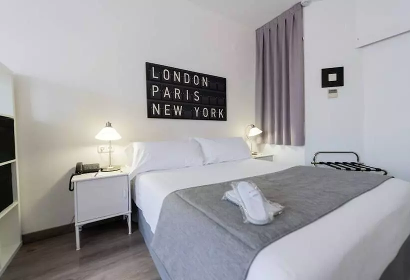 اتاق استاندارد چهار تخته, Aparthotel Atenea Calabria