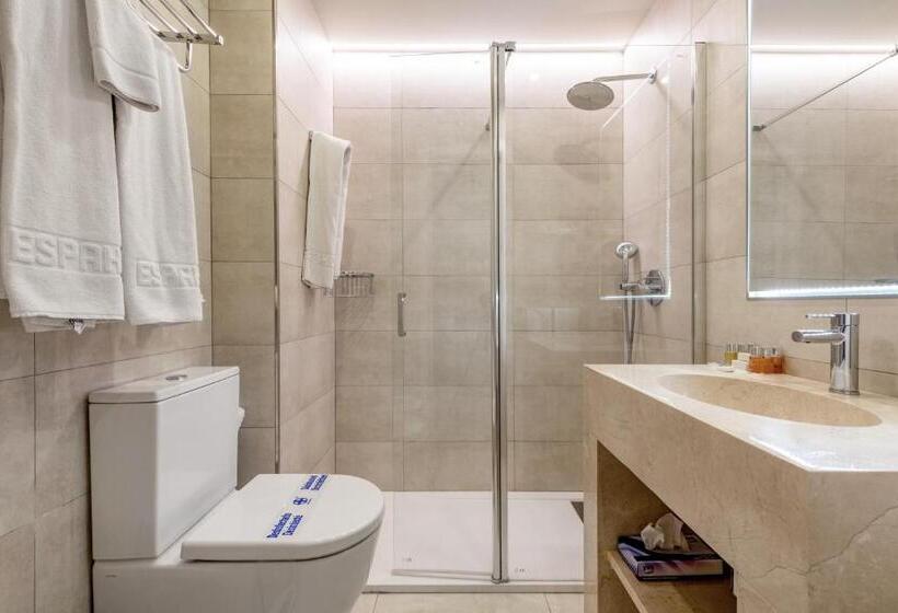 プレミアムトリプルルーム, Espahotel Plaza De España