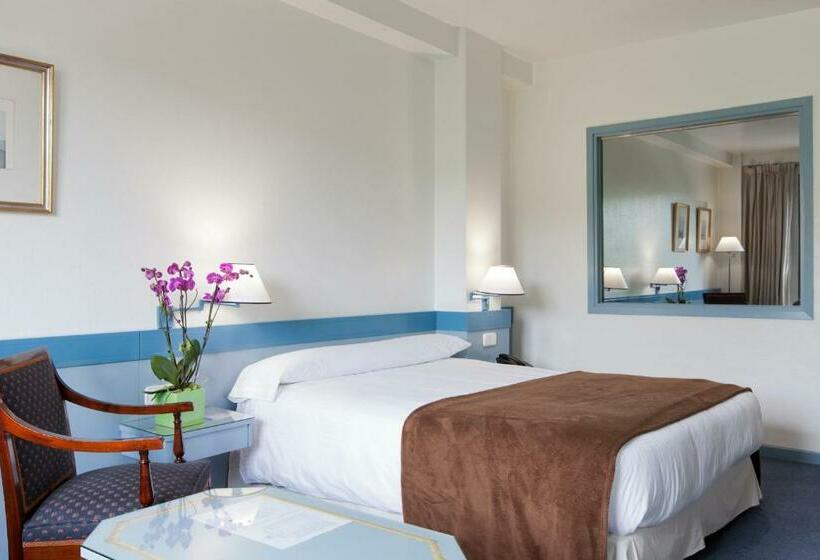 スタンダードスタジオ, Espahotel Plaza De España