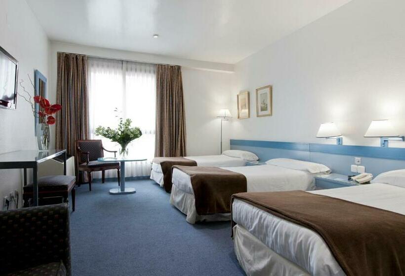 スタンダードスタジオ, Espahotel Plaza De España