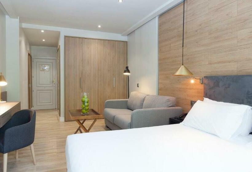 プレミアムトリプルルーム, Espahotel Plaza De España