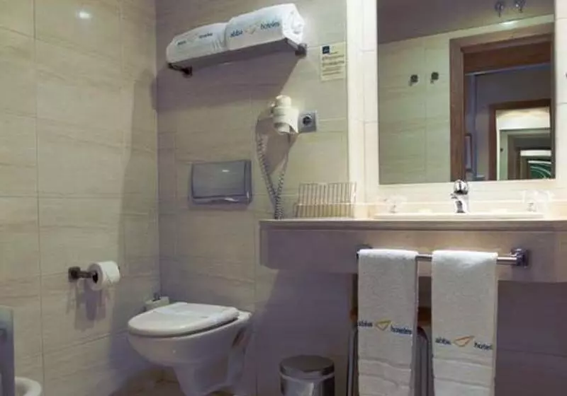 Standard-huone, Abba Comillas