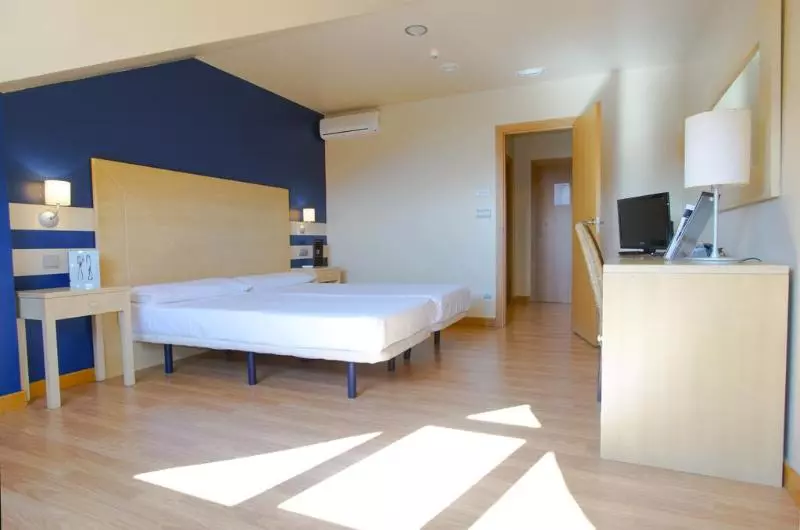 Standard-huone, Abba Comillas