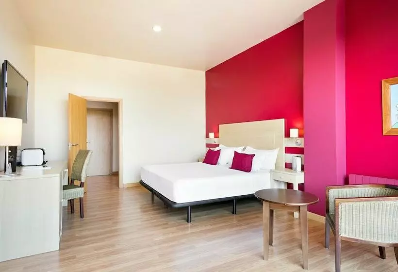 Superior-huone, Abba Comillas