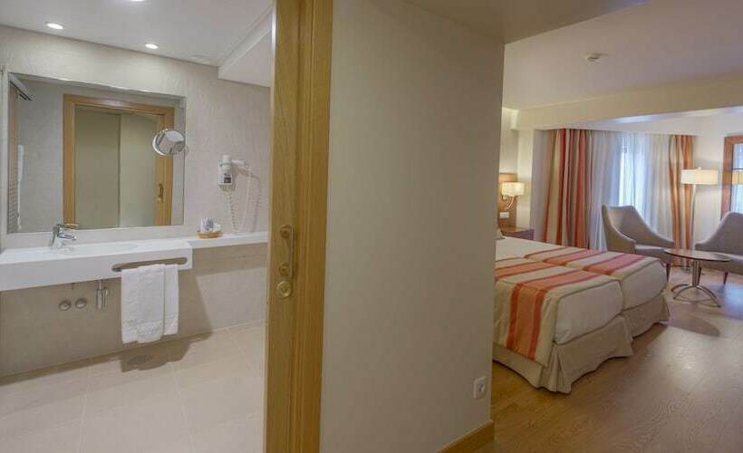 Номер Стандарт, Cinquentenario & Conference Center