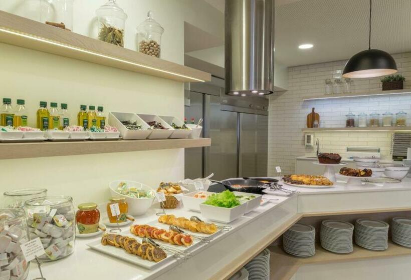 Люкс, Cinquentenario & Conference Center