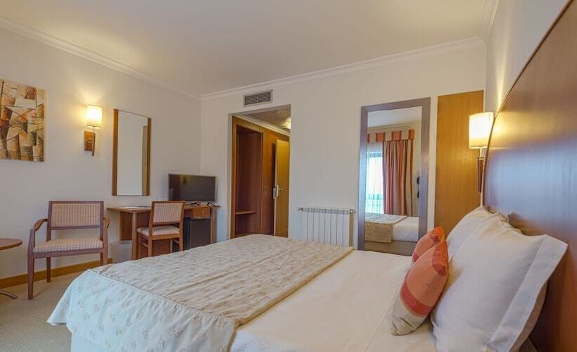 Номер Стандарт, Cinquentenario & Conference Center