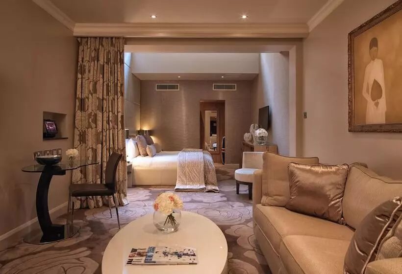 スタンダードスタジオ, The May Fair, A Radisson Collection Hotel, Mayfair London