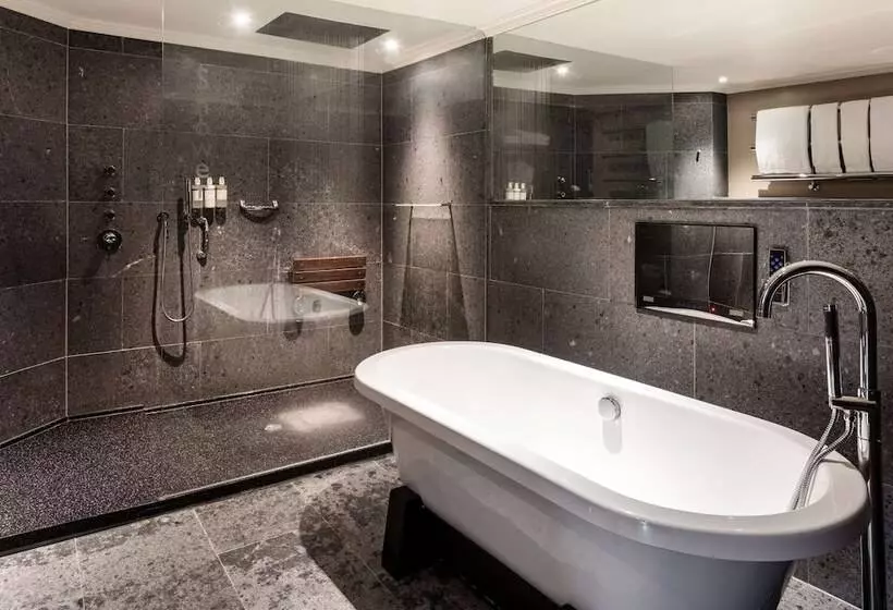 スイート, The May Fair, A Radisson Collection Hotel, Mayfair London
