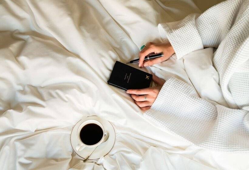 Люкс с Террасой, The May Fair, A Radisson Collection Hotel, Mayfair London