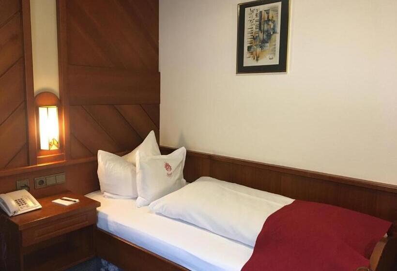 Номер Стандарт Индивидуальный, Tyrolis