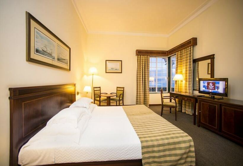 اتاق استاندارد با بالکن و چشمانداز دریا, Vila Gale Ericeira