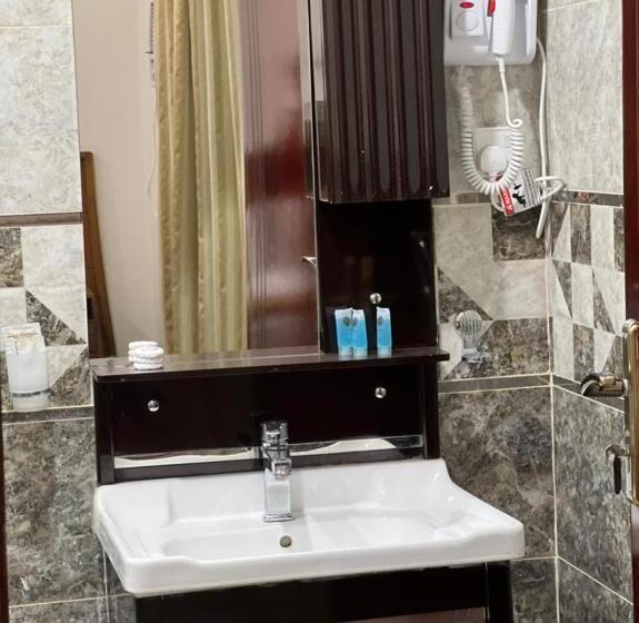 Люкс, سويت ان العلا للشقق المفروشة الخاصة Sweet In Alula Apartments And Organizing Tours