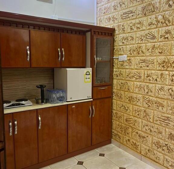 חדר סטנדרט עם מיטת קינג, سويت ان العلا للشقق المفروشة الخاصة Sweet In Alula Apartments And Organizing Tours