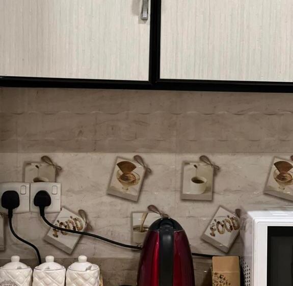 סוויטה אקזקיוטיב, سويت ان العلا للشقق المفروشة الخاصة Sweet In Alula Apartments And Organizing Tours