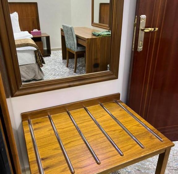 Люкс, سويت ان العلا للشقق المفروشة الخاصة Sweet In Alula Apartments And Organizing Tours