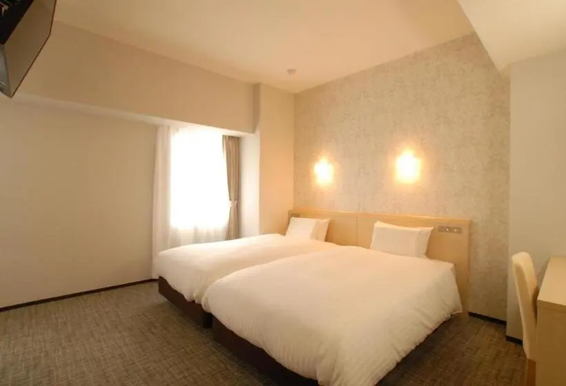 Standard-invahuone, Ab Hotel Fuji