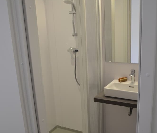 Семейный Номер, Burg Altpernstein