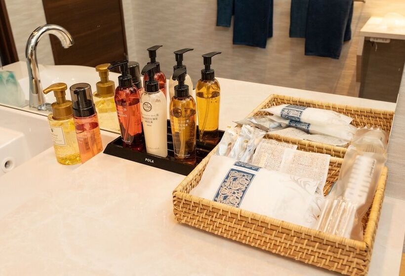 标准间, Kajitsu No Mori