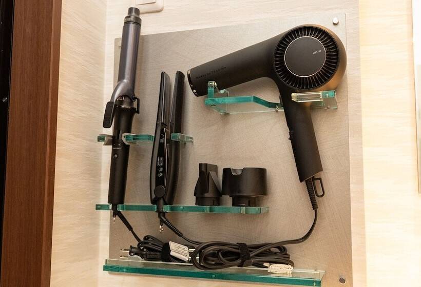 标准三人间, Kajitsu No Mori