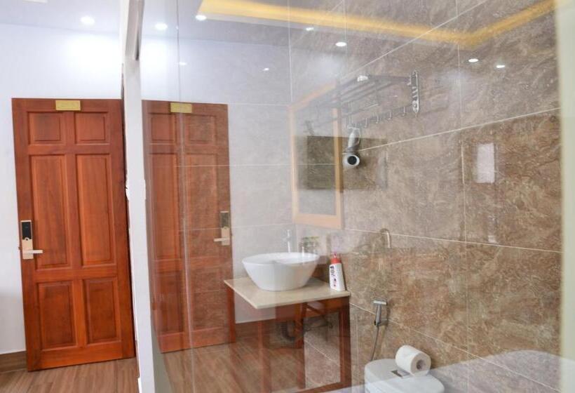 اتاق استاندارد با تخت بزرگ, Kim Ngan