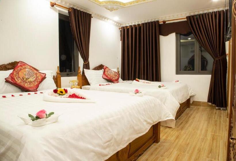 اتاق لوکس با چشمانداز دریا, Money Fine Quy Nhơn Khách Sạn Dát Vàng