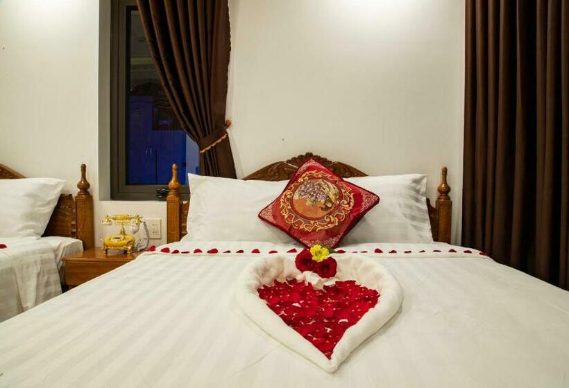 اتاق لوکس با چشمانداز دریا, Money Fine Quy Nhơn Khách Sạn Dát Vàng