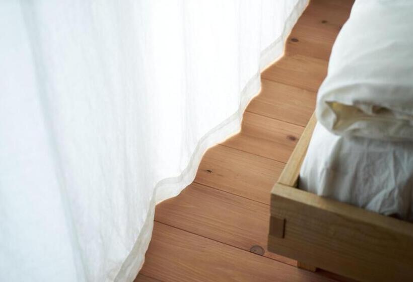 高级客房, Neon Hotel   Luxury Sleep Retreat