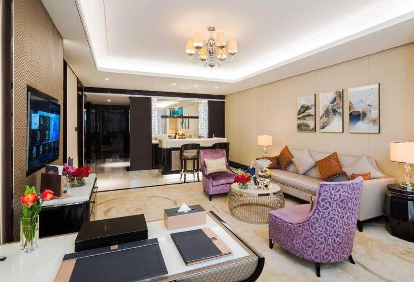 جناح بريميوم مطل علي البحر, Narcissus Al Hamra Hotel Jeddah