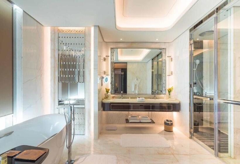 جناح بريميوم مطل علي البحر, Narcissus Al Hamra Hotel Jeddah