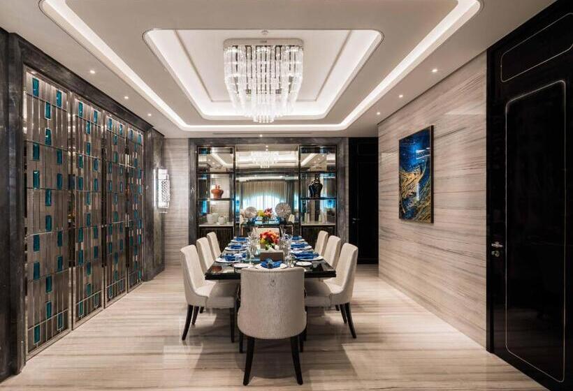 جناح ملكى, Narcissus Al Hamra Hotel Jeddah