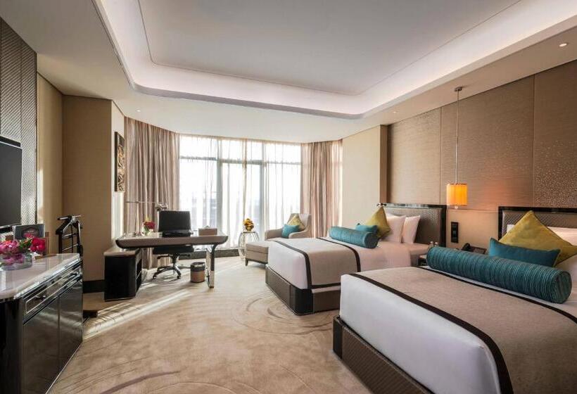 غرفة قياسية إطلالة جانبية علي البحر, Narcissus Al Hamra Hotel Jeddah