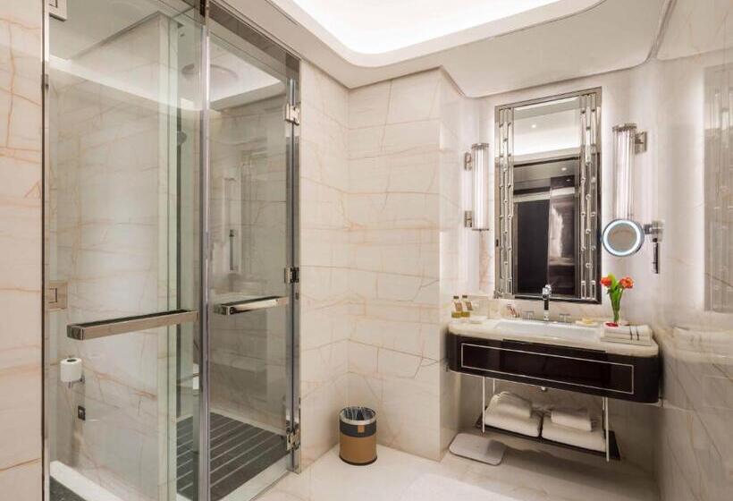 غرفة قياسية إطلالة جانبية علي البحر, Narcissus Al Hamra Hotel Jeddah