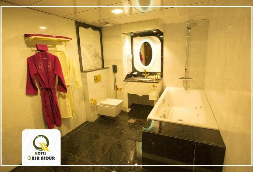 デラックススイート, Qasr Aldur
