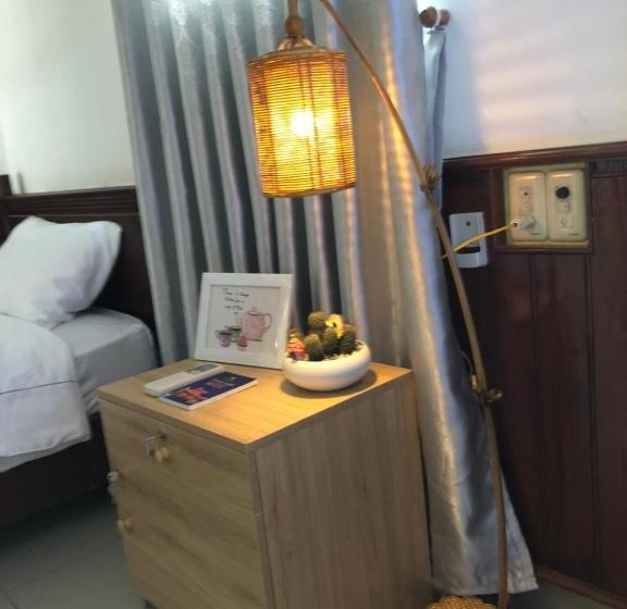 اتاق استاندارد با چشم‌انداز, Việt Hostel
