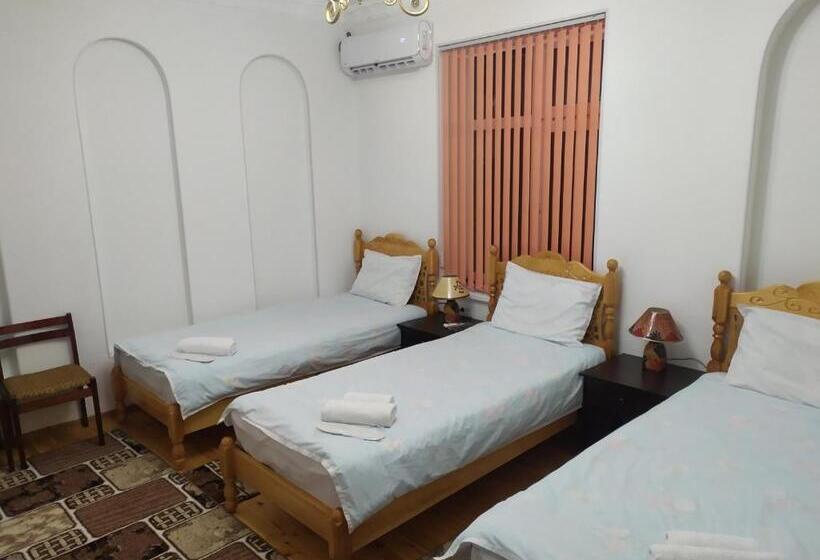 디럭스 트리플 룸, Ravshan Boutique