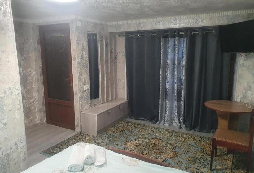 디럭스 룸, Ravshan Boutique