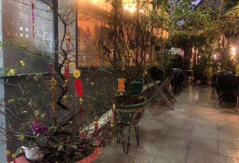 اتاق لوکس, The Art   Tina Hotel And Apartments