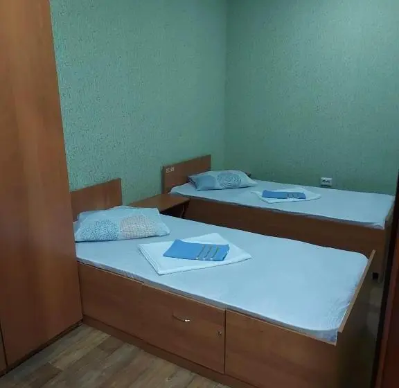 اتاق استاندارد, мини отель алатау,хостел