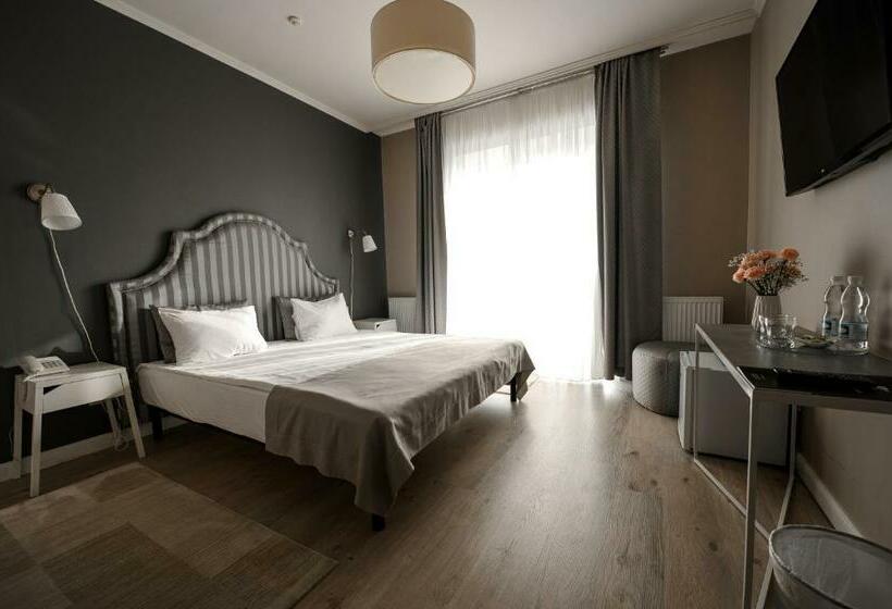 غرفة قياسية, Rivoli