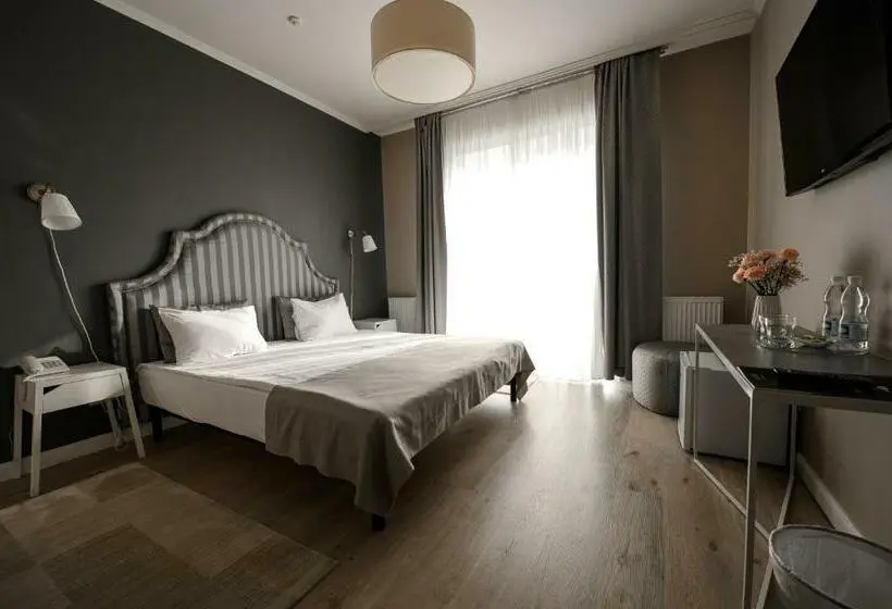 Standard-huone, Rivoli