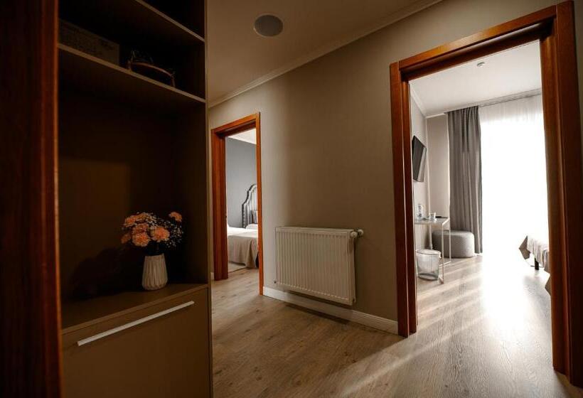 غرفة عائلية, Rivoli