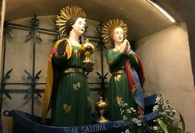 标准间, La Roulotte Les Saintes