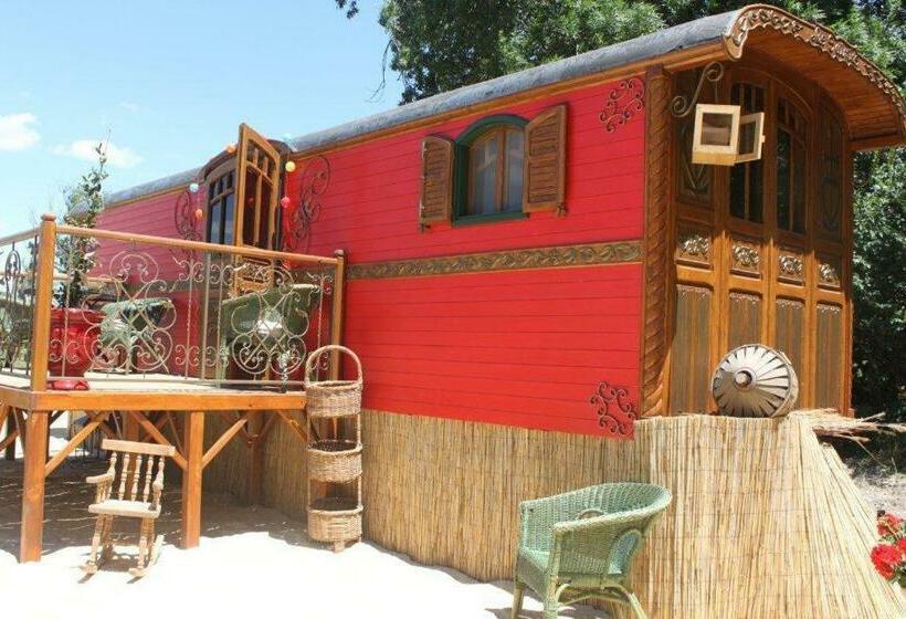 标准间, La Roulotte Les Saintes