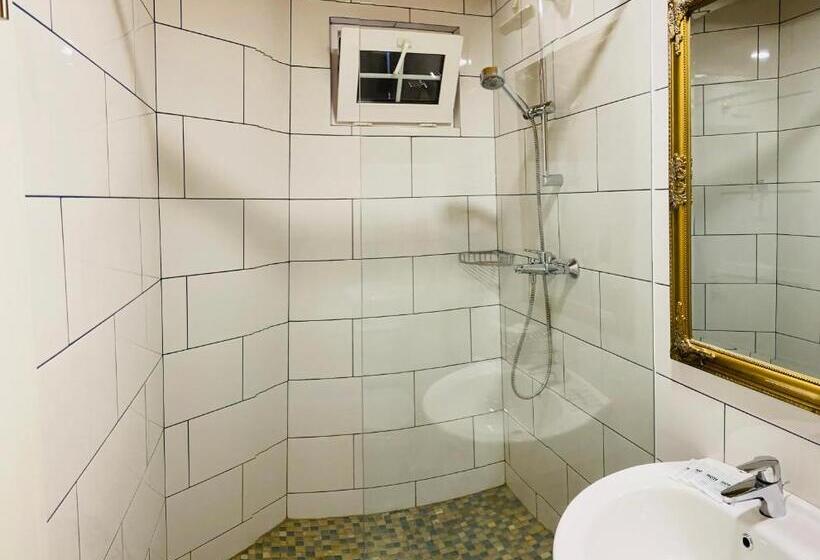 Familienzimmer, гриль станція